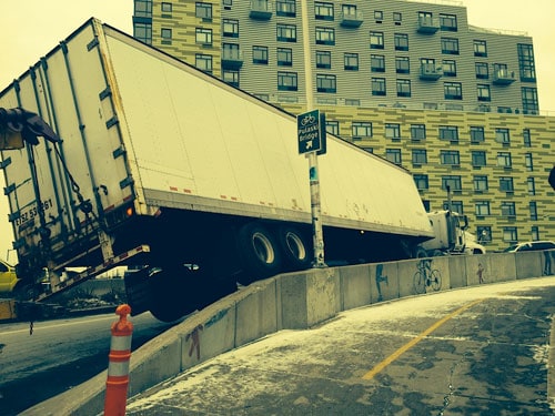 Truck Gets Stuck on Bike Lane Divider on Pulaski Bridge