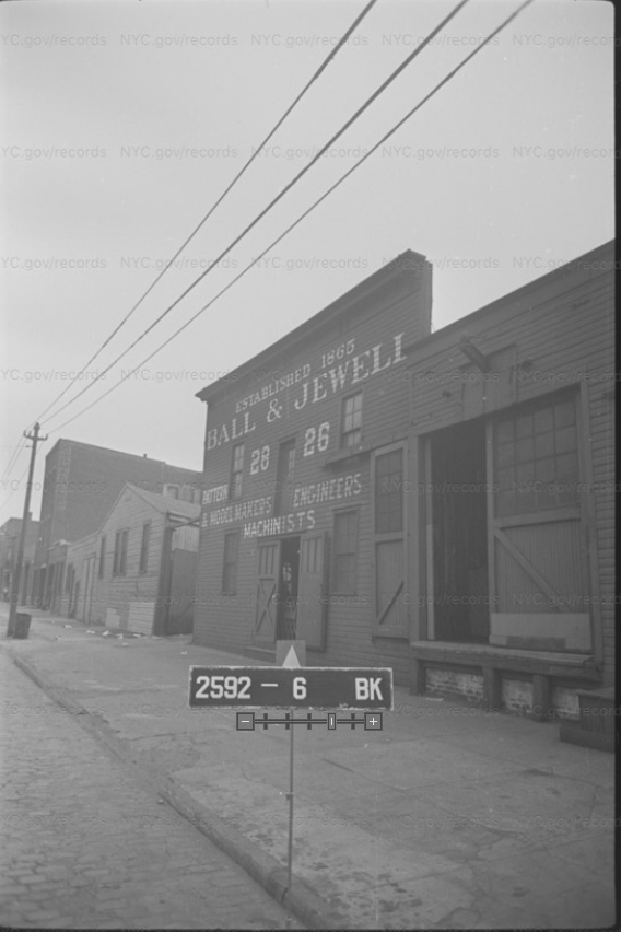 2428 Franklin St 1940 Greenpointers