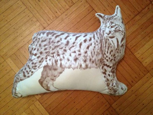 bobcat_pillow