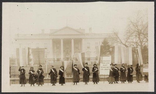 woman_library_of_congress