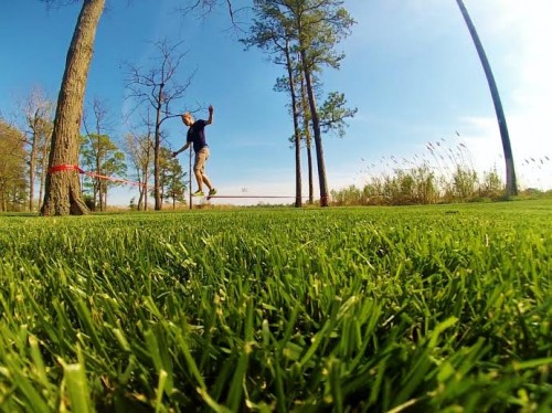 Slacklining_CraigPeterson_Greenpointers_OnaAbelis.jpg