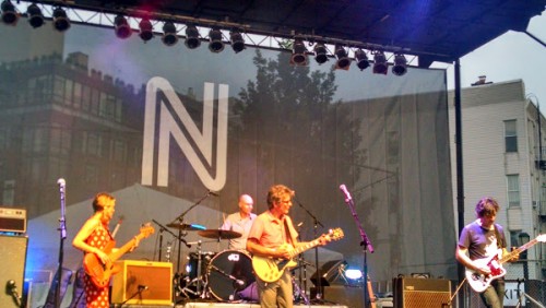Britta Phillips (bass), Lee Wall (drums), Dean Wareham (vocals, guitar), Sean Eden (guitar).