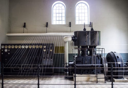 Syria...as my mother speaks, site-specific installation, Textil Museum, Bocholt, Germany, 2014