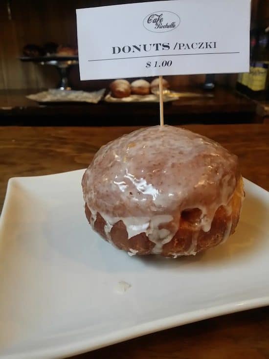 PaczekCafeRochelle_ManhattanAve_Greenpointers_IsabelGardocki