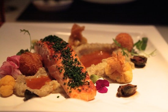 Salmon _Fushimi_RdeBelgeonne