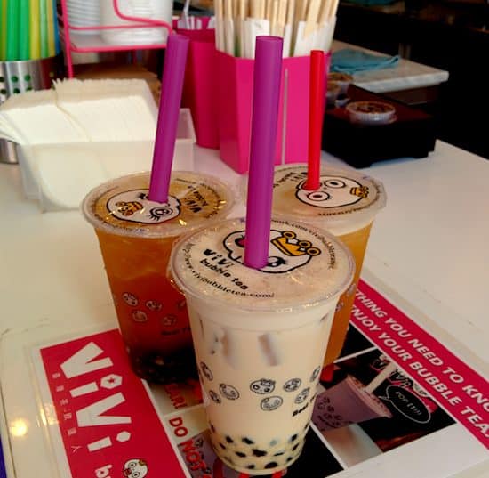 Trio_Bubble_Tea_Vivi_Rosie_de_Belgeonne