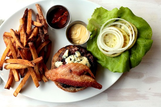 Burger_Esme_Greenpoint_Rosie_de_Belgeonne