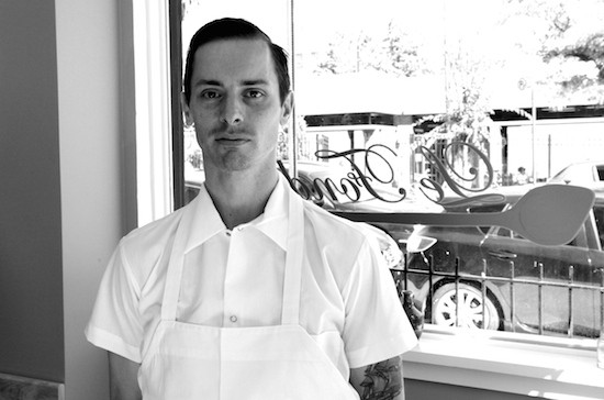 Jake_Eberle_Le_Fond_Greenpoint_Rosie_de_Belgeonne