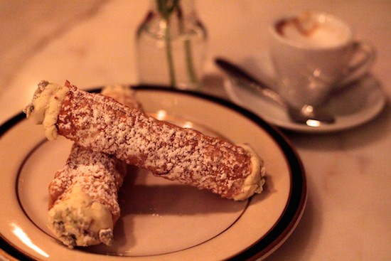 Cannoli_fanfare_greenpoint_rosie_de_b