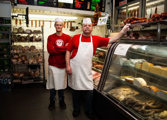 Steves_Meat_Market_Greenpoint_Rosie_de_Belgeonne