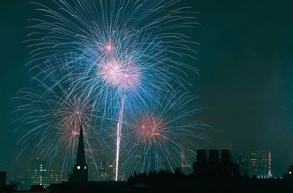 4th of July fireworks from Greenpoint. Photo by Johnny Cirillo