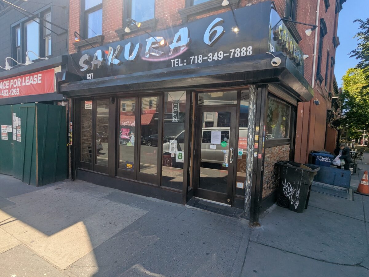 Greenpoint’s Sakura 6 Seemingly Shut Down